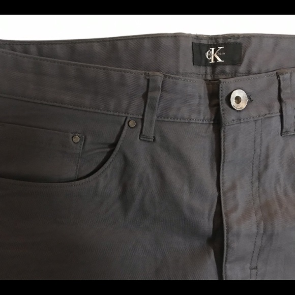 Calvin Klein Slim Fit Pants Gray 32x32 BRAND NEW - Picture 2 of 5